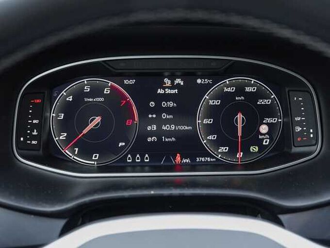 SEAT Ateca 1.5 TSI DSG Style Edition /Navi/LED/BEATS 