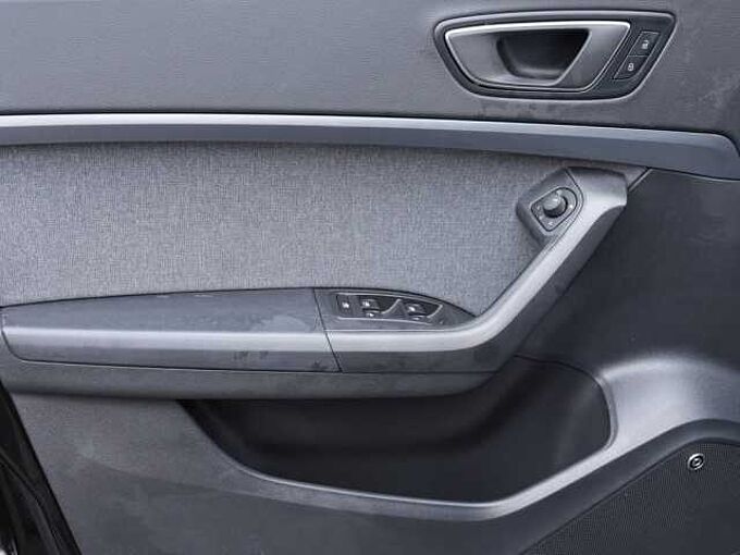 SEAT Ateca 1.5 TSI DSG Style Edition /Navi/LED/BEATS 
