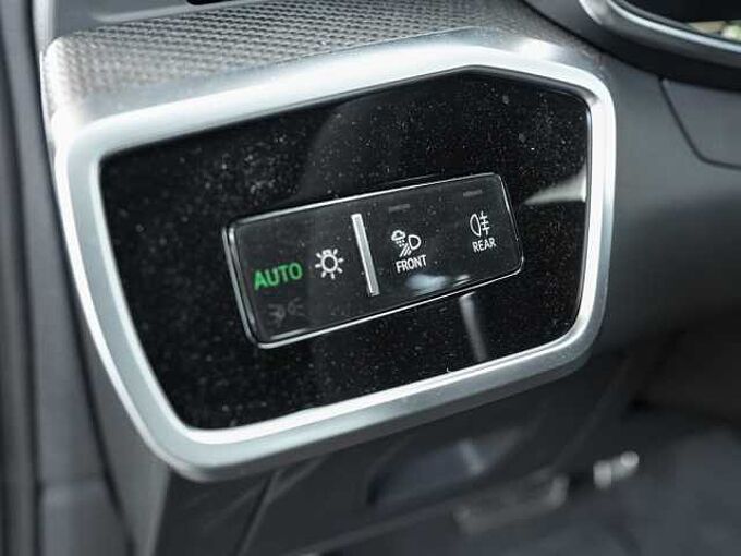 Audi RS 6 Avant performance SAGA, V/max 280 km/h, DRC, Pano RS6