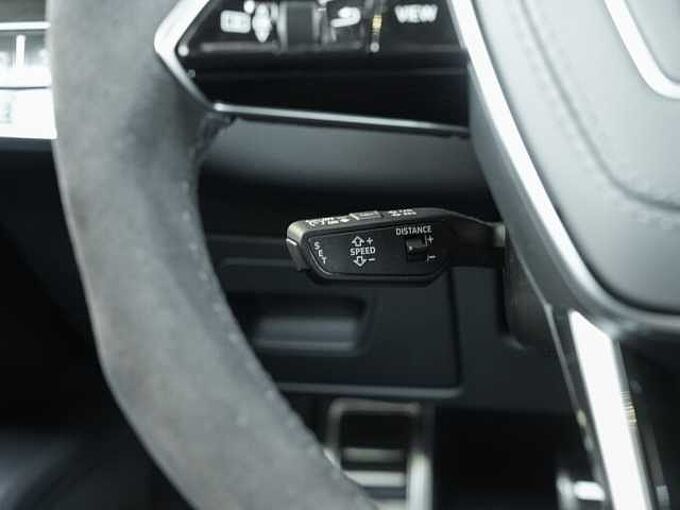 Audi RS 6 Avant performance SAGA, V/max 280 km/h, DRC, Pano RS6