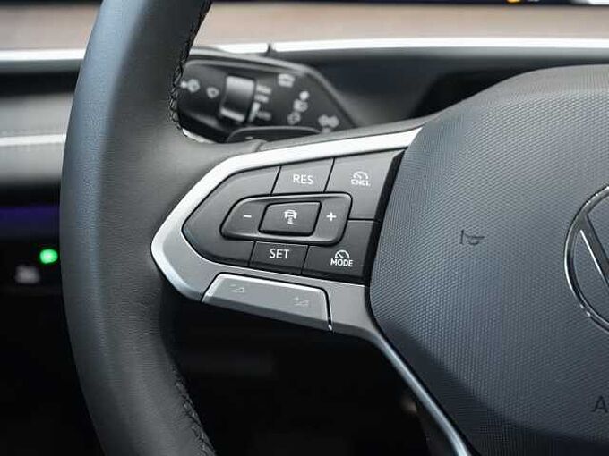 Volkswagen Tayron 1,5 l eTSI DSG Elegance AHK 7Sitze NAVI 
