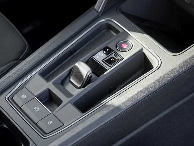 CUPRA Leon 1.5 eTSI DSG /Navi/LED/ACC/RFK/BEATS/DCC 