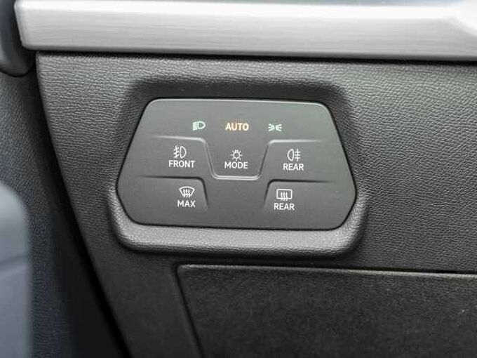SEAT Leon 1.5 eTSI FR 