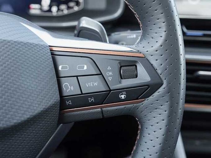CUPRA Formentor e-Hybrid DSG /Navi/LED/Full-Link/ACC 