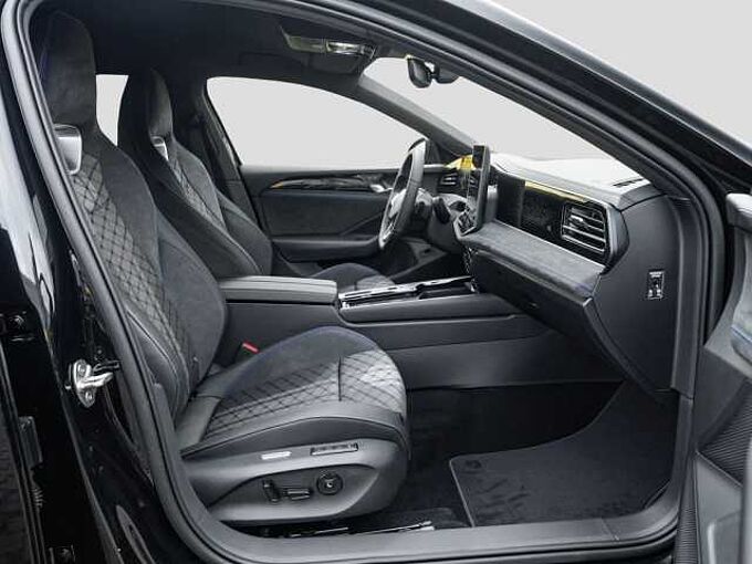 Volkswagen Passat 2,0 l TDI SCR DSG R-line VAL 