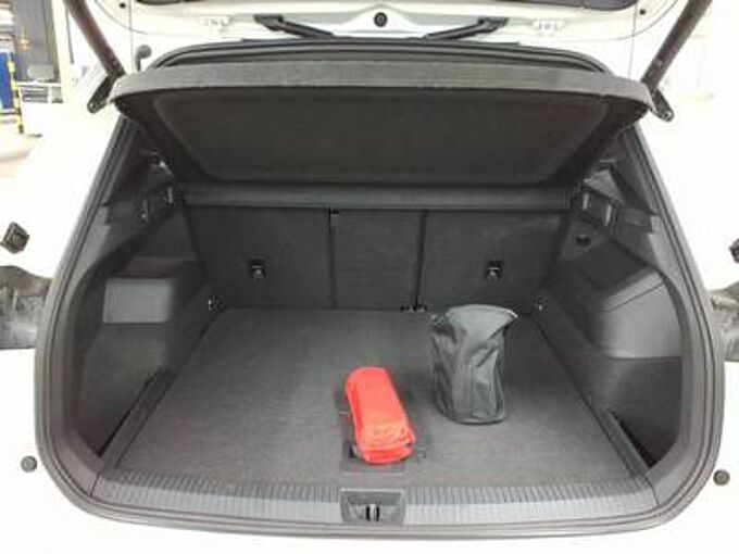 Volkswagen Tiguan 2.0 TDI DSG GOAL /MatrixLED/HuD/AHK/Navi 