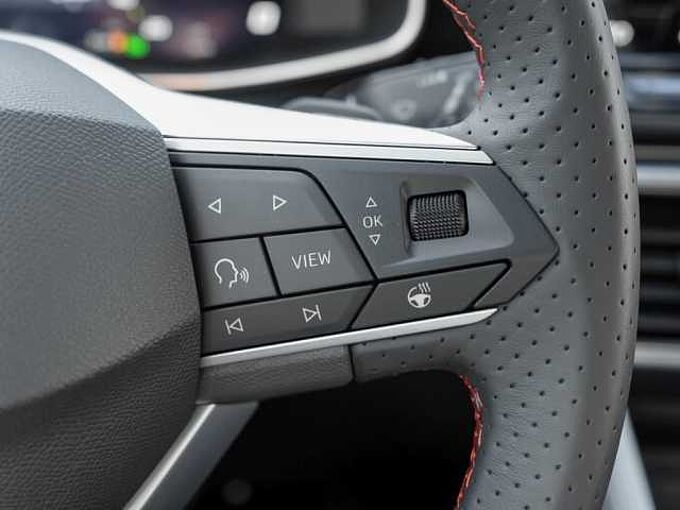 SEAT Leon 1.5 eTSI FR 