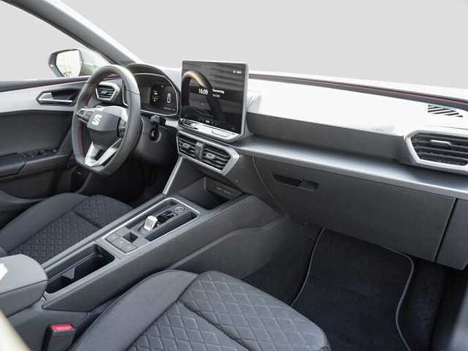 SEAT Leon 1.5 eTSI FR 