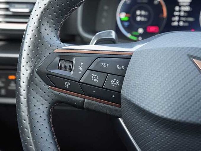 CUPRA Formentor e-Hybrid DSG /Navi/LED/Full-Link/DAB 