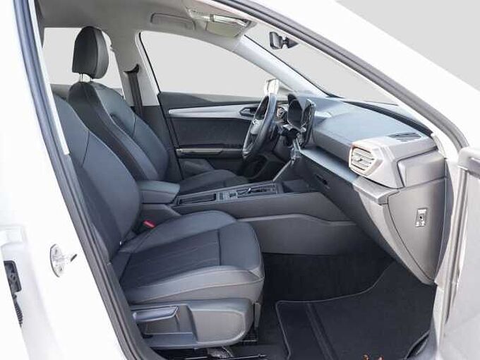 CUPRA Formentor e-Hybrid DSG /Navi/LED/Full-Link/DAB 