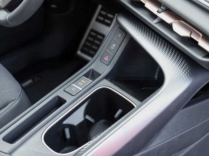 CUPRA Terramar 1.5 eTSI DSG /Navi/LED/HuD/ACC/RFK 