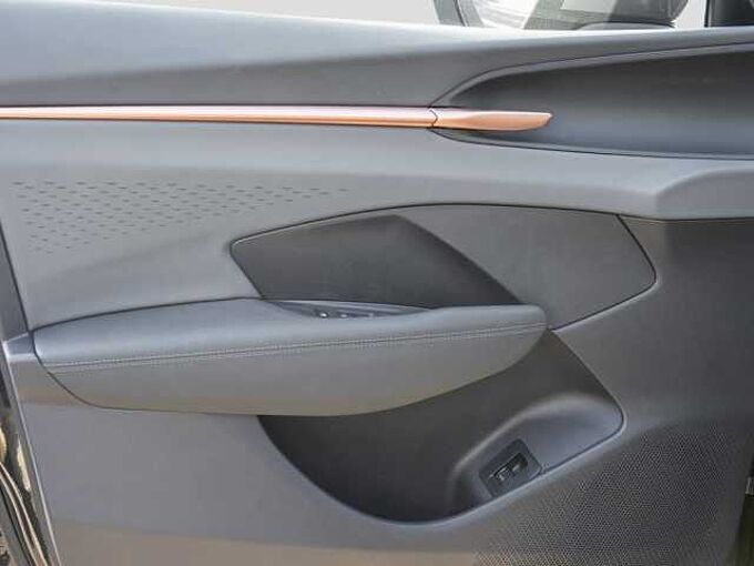 CUPRA Terramar 1.5 eTSI DSG /Navi/LED/HuD/ACC/RFK 