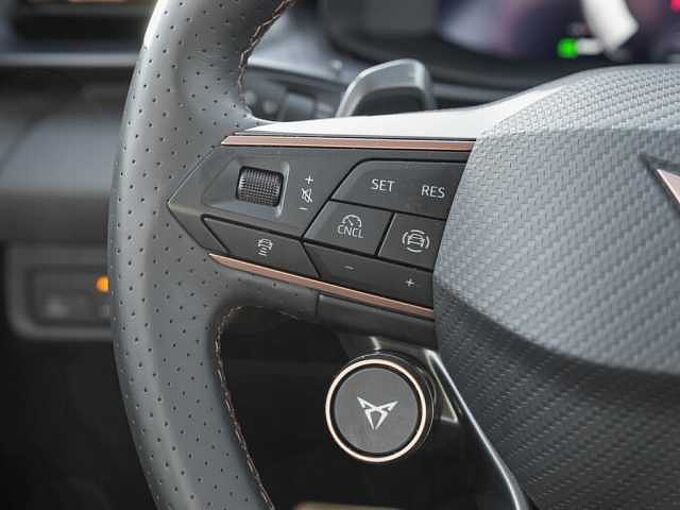 CUPRA Terramar 1.5 eTSI DSG /Navi/LED/HuD/ACC/RFK 
