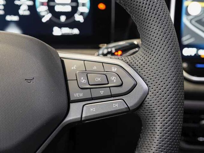 Volkswagen Tiguan 1,5 l eHybrid OPF DSG R-Line VSA 