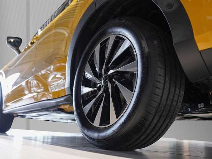 Volkswagen T-Roc 1.5 l eTSI DSG Style VSA 
