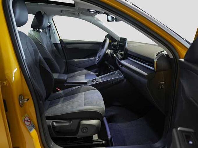 Volkswagen T-Roc 1.5 l eTSI DSG Style VSA 
