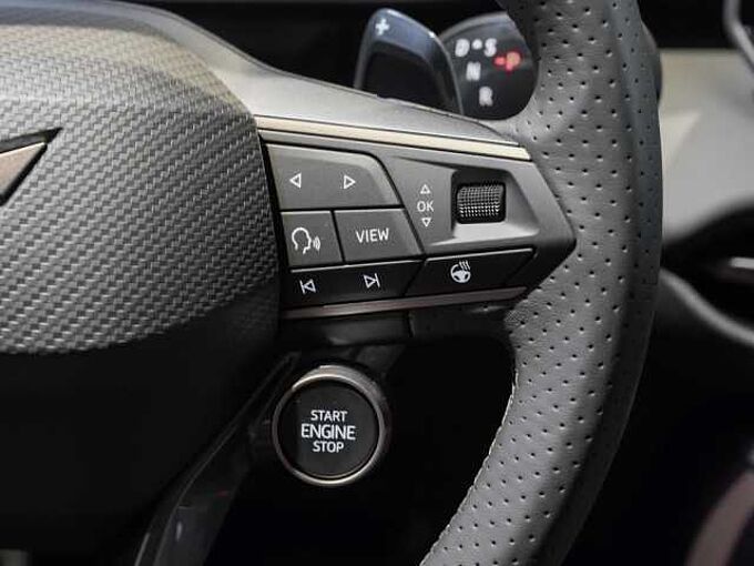 CUPRA Terramar VZ e-Hybrid Sennheiser, Pano, 20' HD-Matrix 