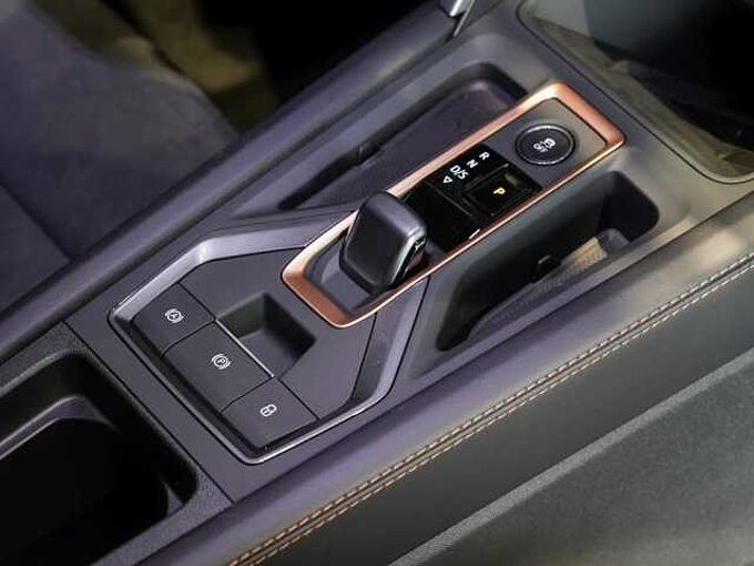 CUPRA Leon 2.0 TSI DSG VZ 