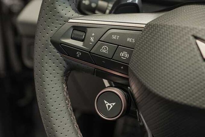 CUPRA Terramar 2.0 TSI DSG 4Drive VZ CAL 