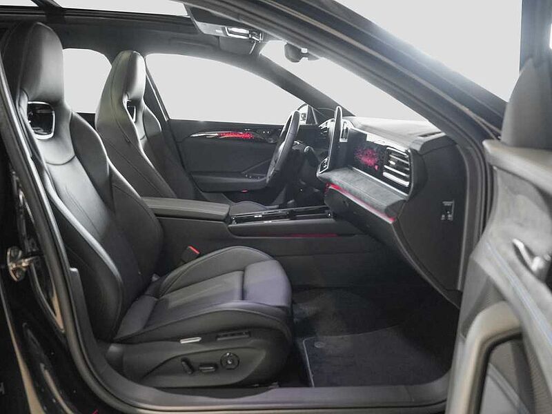VW Passat 2,0 l TDI 4MOTION DSG R-Line AHK LEDER WP