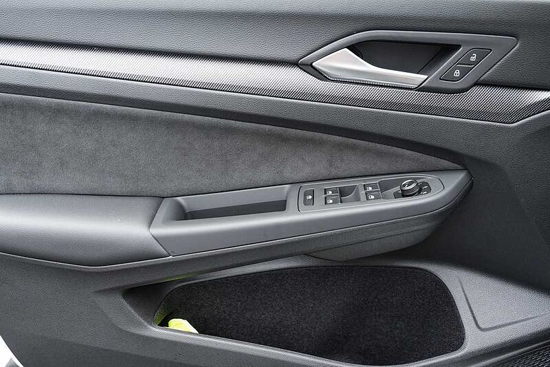 VW Golf 2,0 l TSI OPF DSG GTI VAL