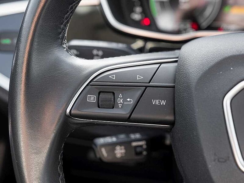 Audi Q3 45 TFSIe S tronic /Navi/LED/RFK/ACC/DAB
