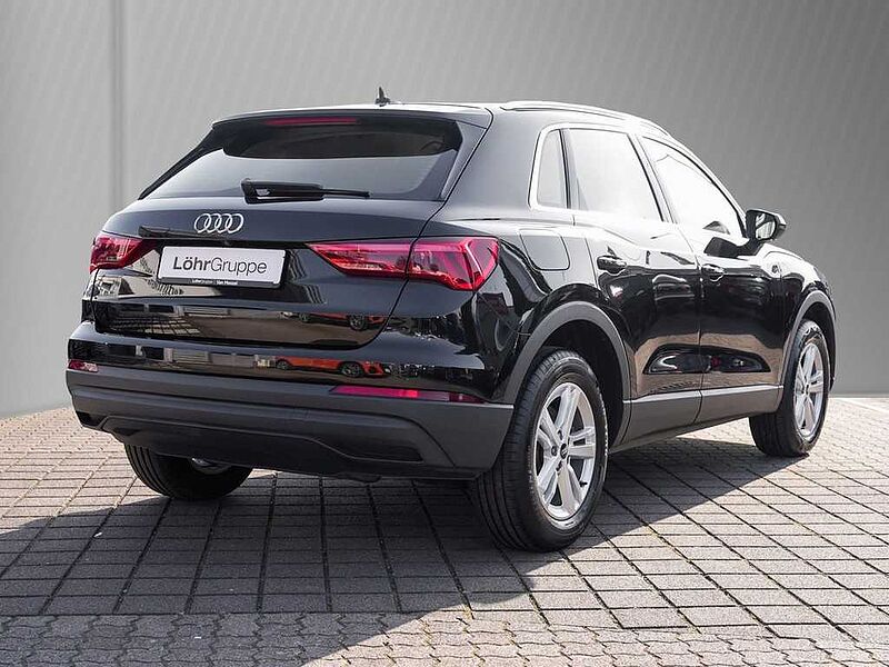 Audi Q3 45 TFSIe S tronic /Navi/LED/RFK/ACC/DAB