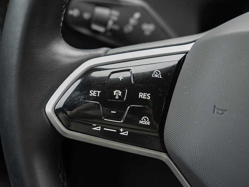 VW ID.7 Pro Lim. /MatrixLED/AR-HuD/pACC/Navi Max