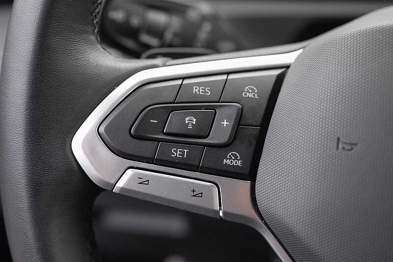 VW Tiguan 1.5 eTSI DSG GOAL /MatrixLED/AHK/ACC/Navi