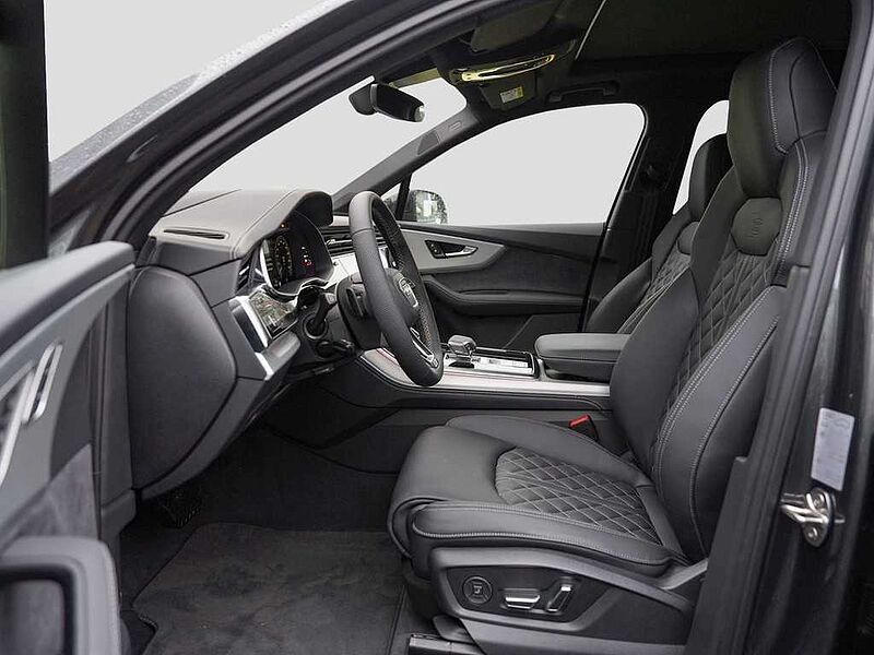 Audi Q7 60 TFSIe quattro S line