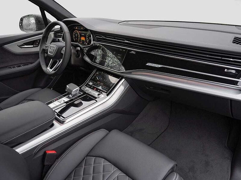 Audi Q7 60 TFSIe quattro S line