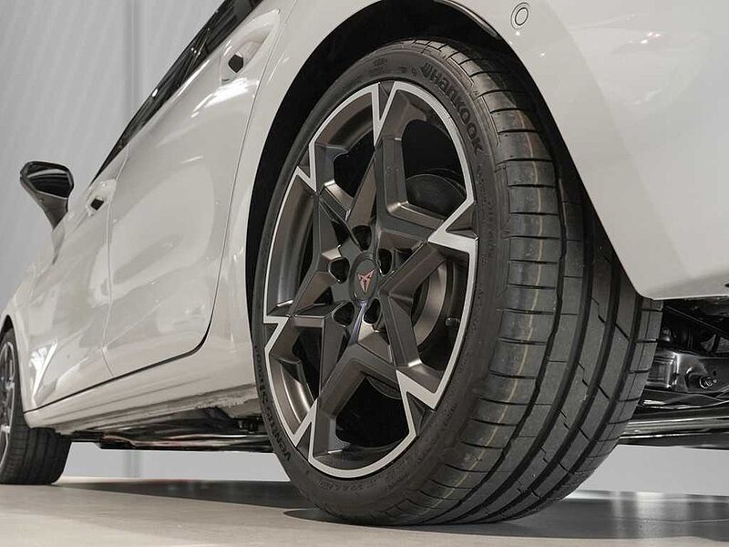 CUPRA Leon VZ 1.5 e-Hybrid DSG