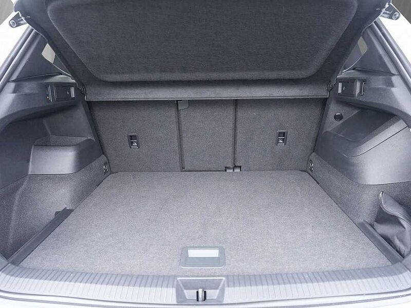 VW Tiguan 1.5 eTSI DSG GOAL /MatrixLED/AHK/ACC/Navi