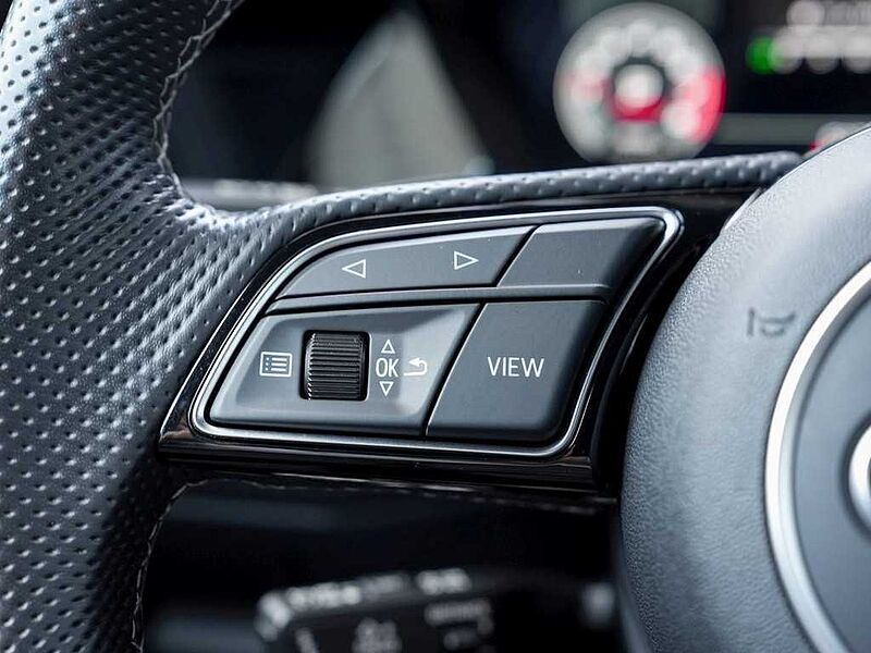 Audi S3 Sportback 2.0 TFSI quattro /Navi+/LED/ACC