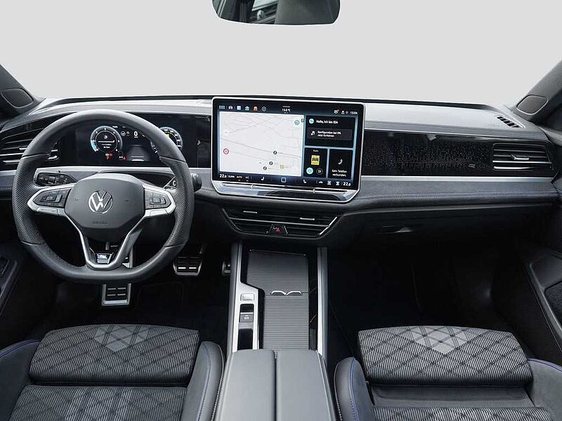 VW Passat Variant 2.0 TDI DSG 4Motion R-Line /AHK