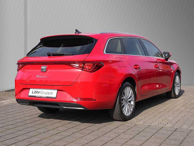 SEAT Leon SP 1.5 eTSI DSG Xcellence /LED/Navi/AHK