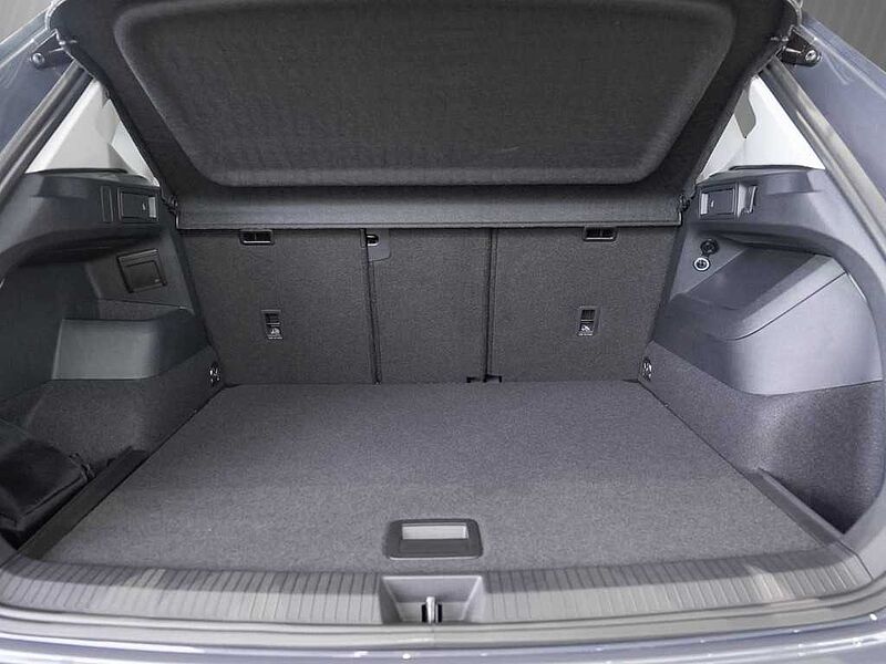 VW Tiguan 1,5 l eTSI OPF DSG Elegance VSA