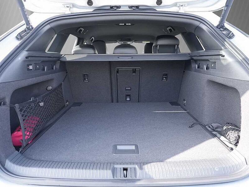 VW ID.7 Tourer Pro /MatrixLED/AR-HuD/pACC/Navi Max