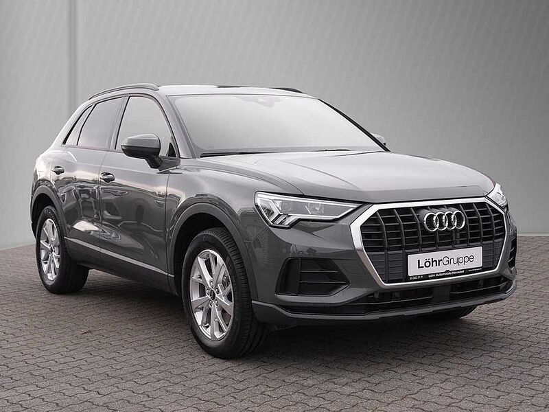 Audi Q3 45 TFSIe S tronic / Navi Plus / LED / RFK