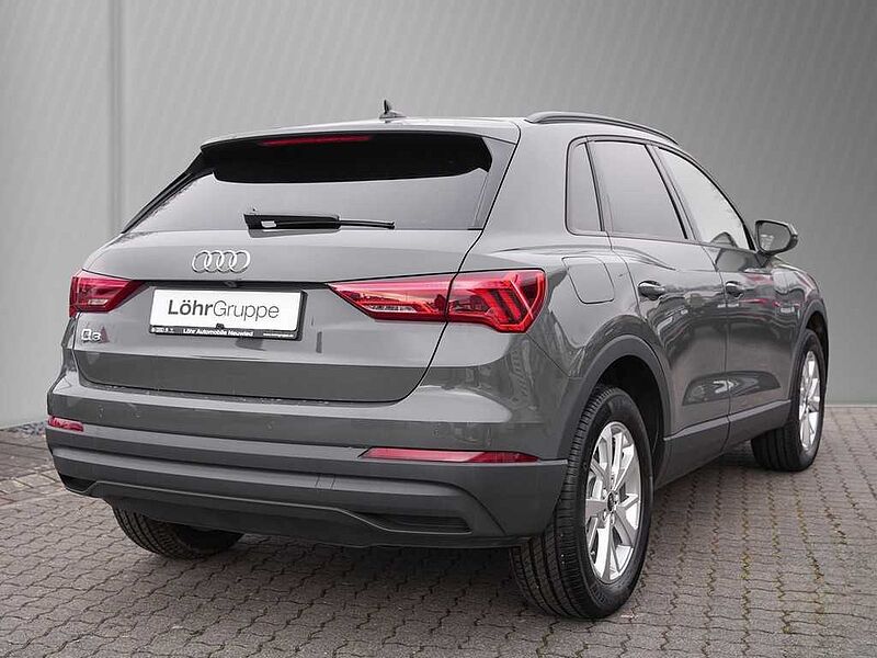Audi Q3 45 TFSIe S tronic / Navi Plus / LED / RFK
