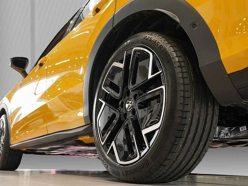 VW T-Roc 1.5 l eTSI OPF DSG R-Line VSA
