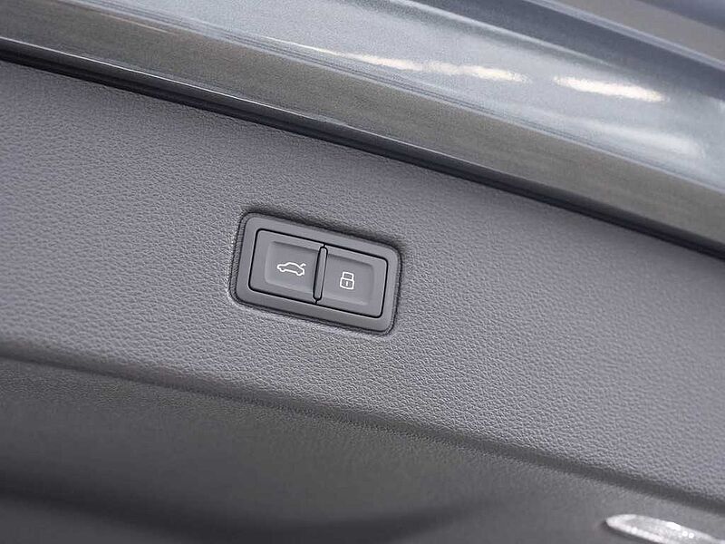 Audi Q7 S line TFSI e quattro S line B&O AHK Matrix-LED