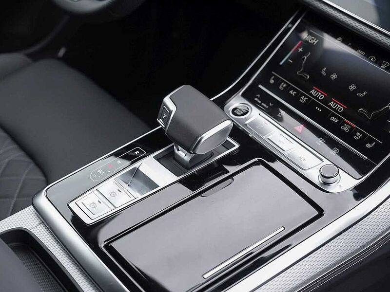 Audi Q7 S line TFSI e quattro S line B&O AHK Matrix-LED