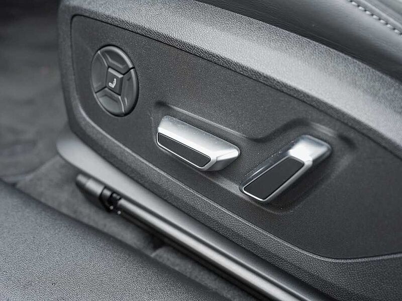 Audi S6 e-tron Avant edition one grey Matrix, B+O,