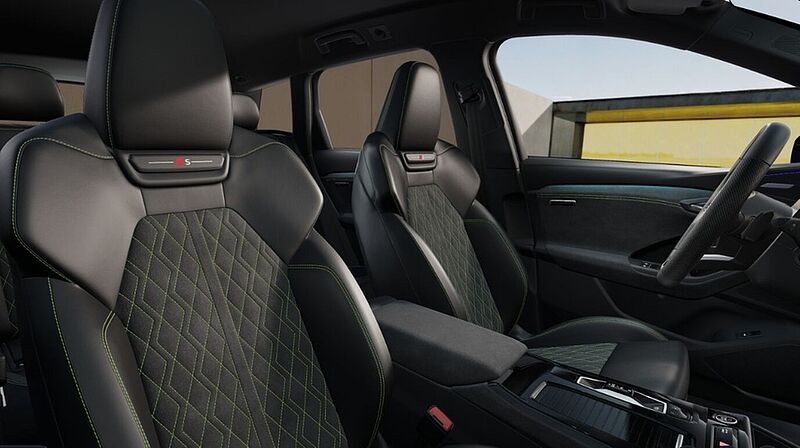 Audi Q6 e-tron quattro S line business