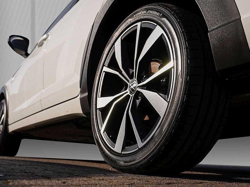 VW Taigo 1.0 TSI DSG R-Line MatrixLED/Navi/Pano/RFK