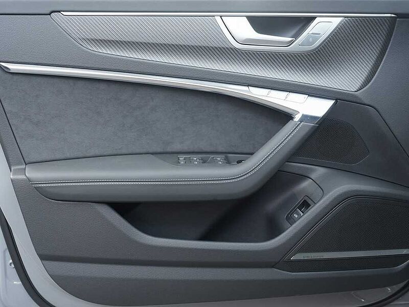 Audi RS 6 Avant performance SAGA, V/max 280 km/h, DRC, Pano