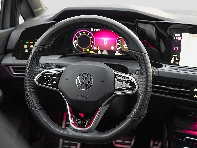 VW Golf VIII GTI DSG /LED/Pano/Navi/ACC/RFK