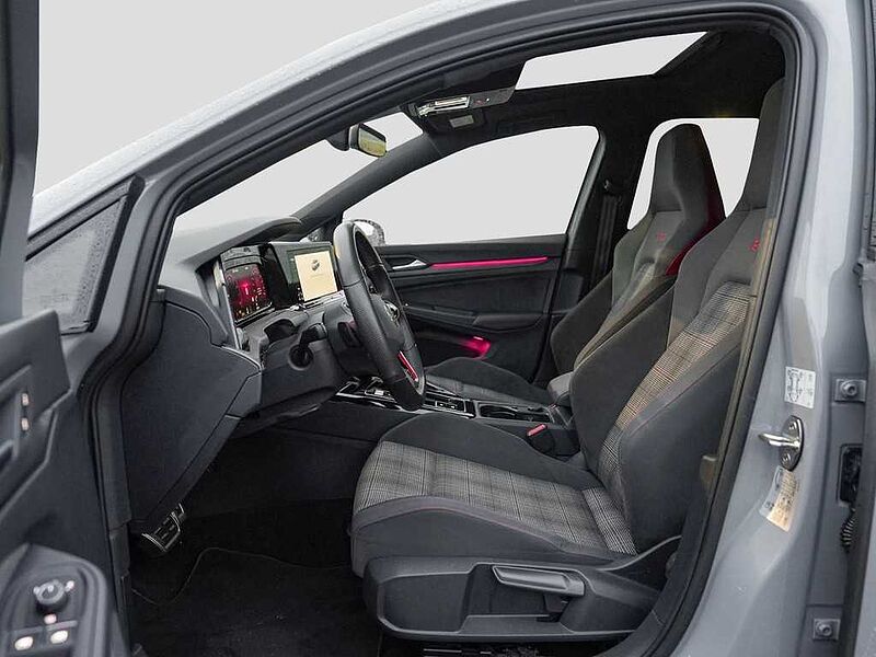 VW Golf VIII GTI DSG /LED/Pano/Navi/ACC/RFK