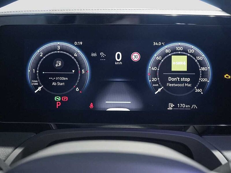 VW Passat 2,0 l TDI SCR DSG Business VAL